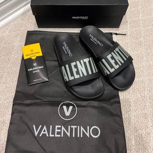 New Valentino Slides Size 6